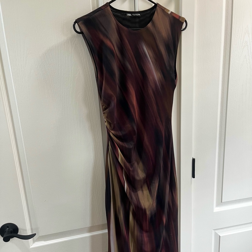 Zara Maroon & Olive Midi Dress - Picture 4 of 8
